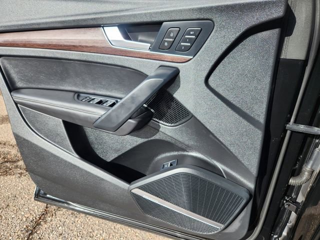 Used 2022 Audi Q5 2.0T Premium Plus image 21