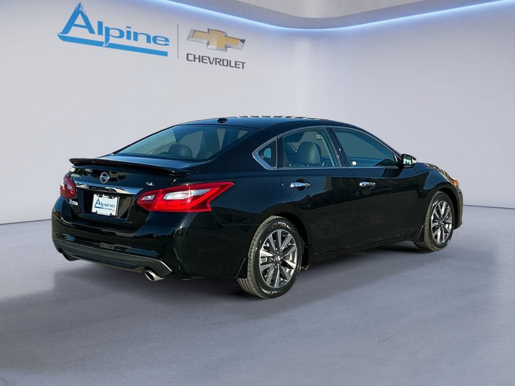 Used 2016 Nissan Altima 2.5 SL w/ 2.5 Technology w/LED Package FWD image 5
