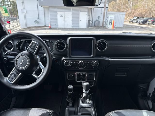 Used 2023 Jeep Wrangler Unlimited Sahara w/ Cold Weather Group image 14