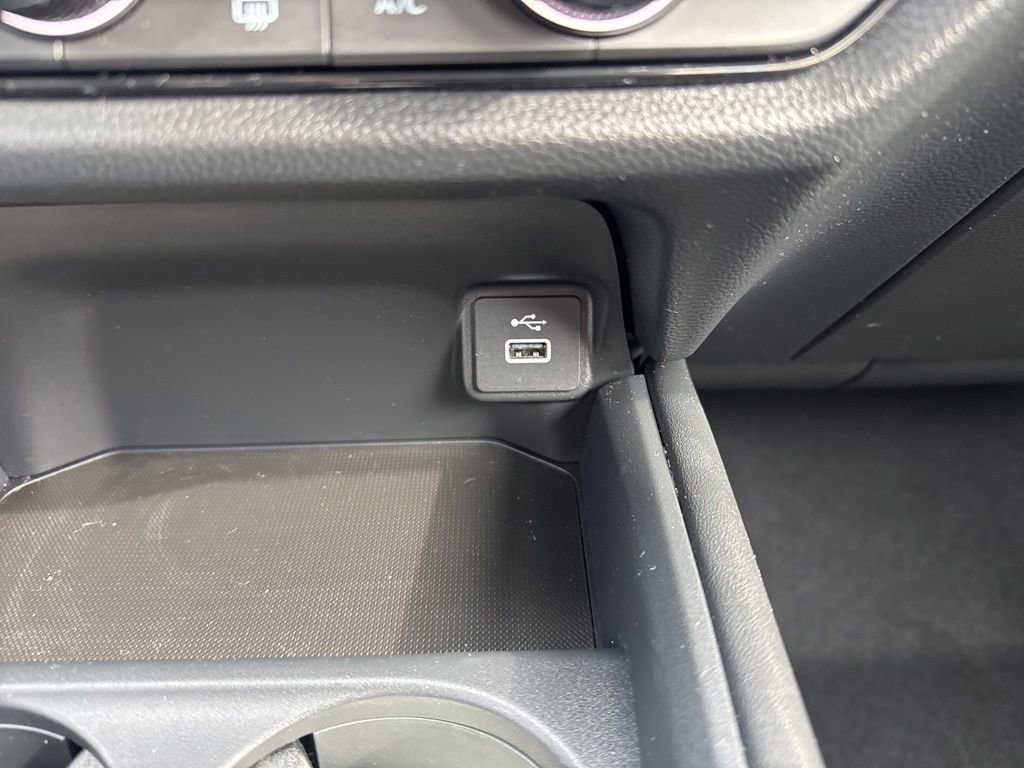 Certified 2024 Honda HR-V LX image 29