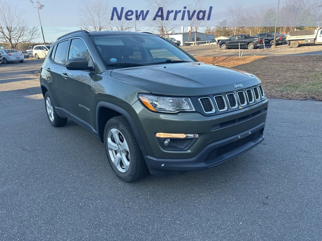 Used 2019 Jeep Compass Latitude w/ Popular Equipment Group image 2