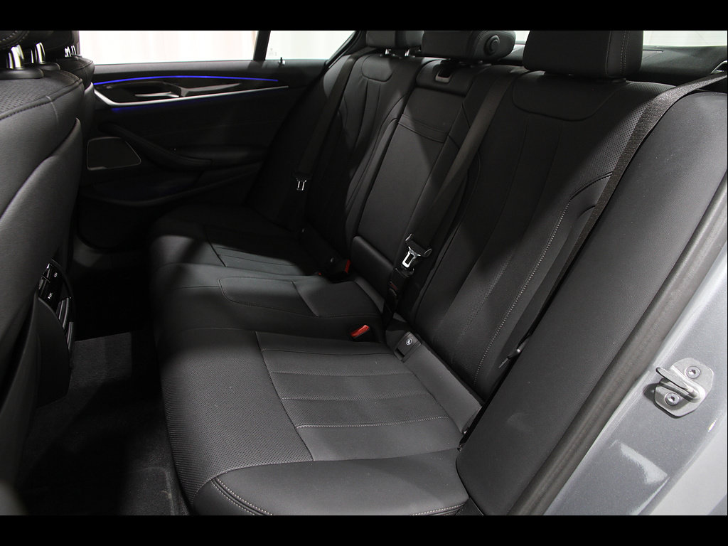 Certified 2023 BMW 530i xDrive w/ Premium Package AWD/4WD image 20