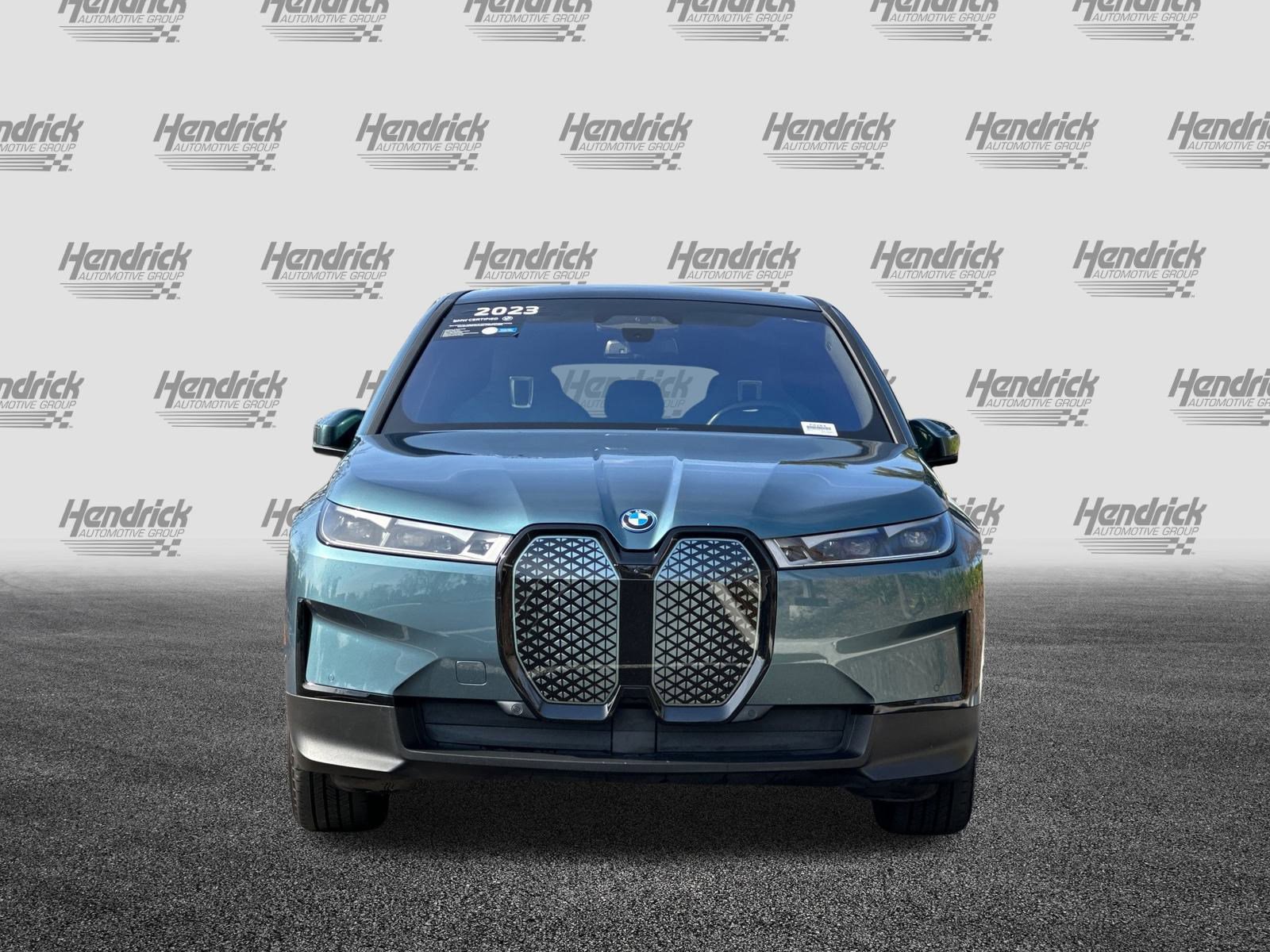 Used 2023 BMW iX xDrive50 w/ Premium Package image 10