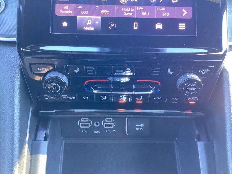 New 2025 Jeep Grand Cherokee 4WD image 39