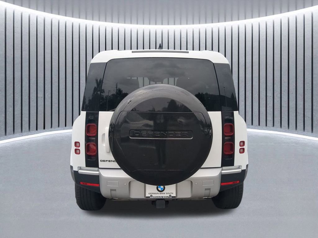 Used 2024 Land Rover Defender 110 S image 6