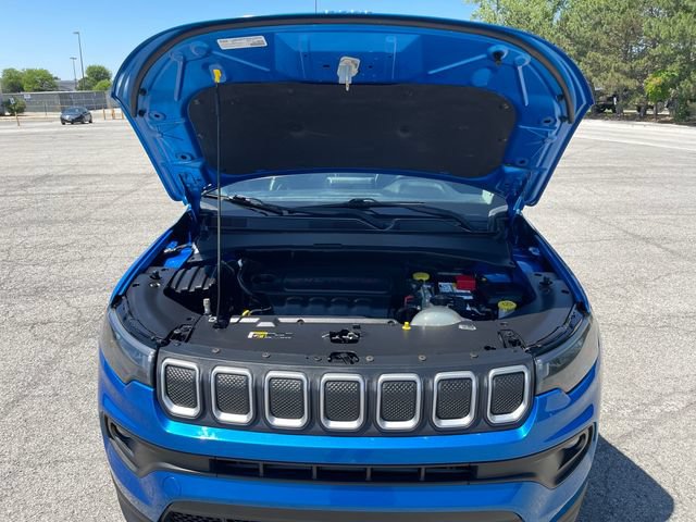 Used 2022 Jeep Compass Latitude w/ Sun and Sound Group AWD/4WD image 26