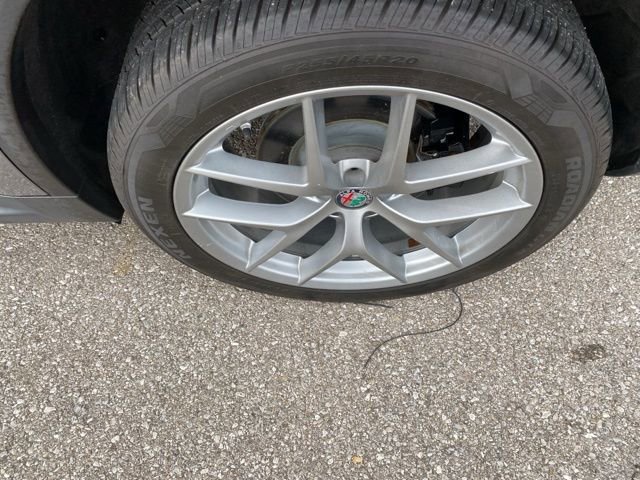 Used 2018 Alfa Romeo Stelvio Ti Sport image 33