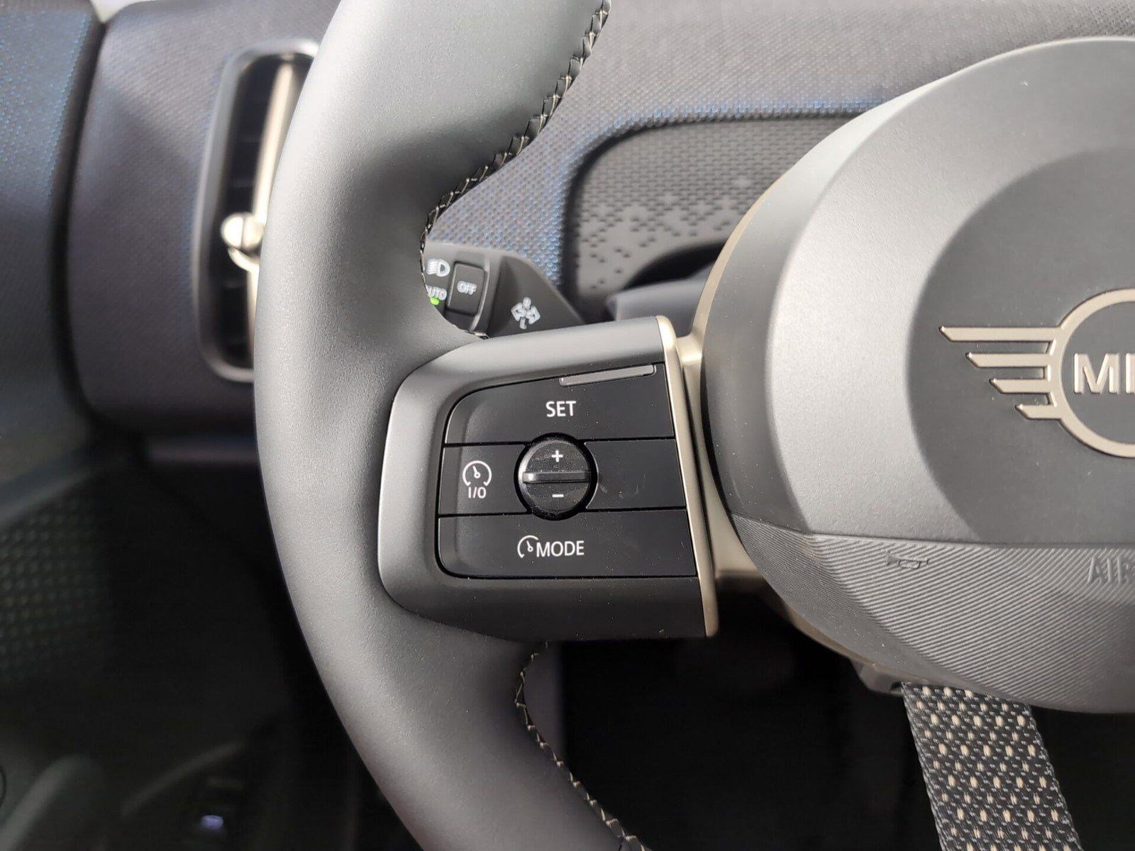 Certified 2025 MINI Cooper Countryman SE image 15