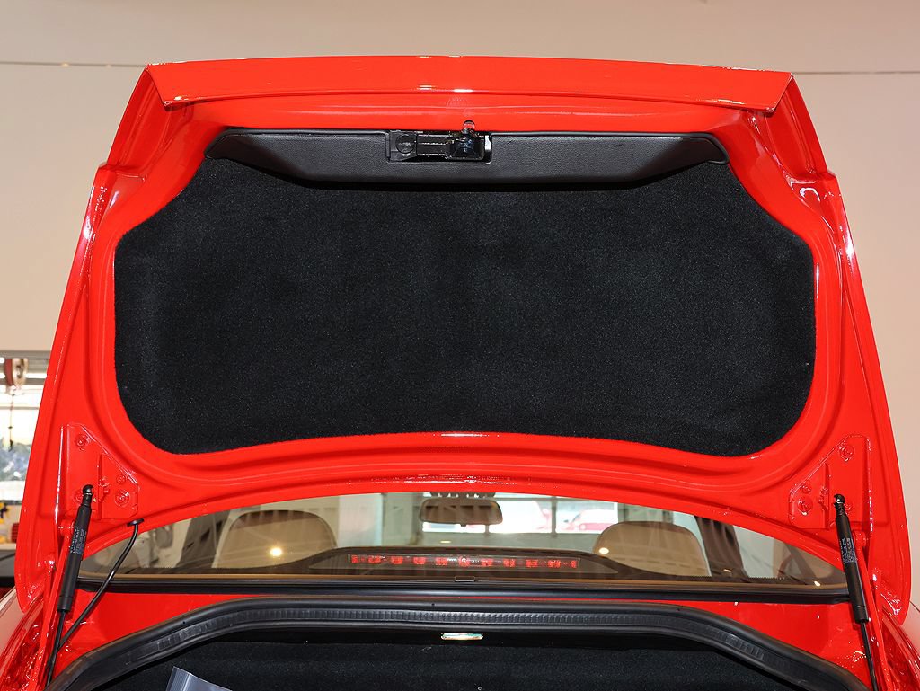 Used 2001 Ferrari 550 Maranello Coupe RWD image 75