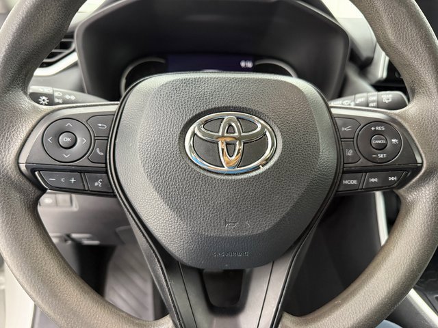 Used 2024 Toyota RAV4 XLE image 9
