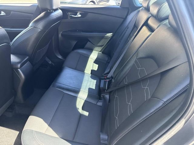 Used 2023 Kia Forte GT-Line w/ GT-Line Premium Package FWD image 17