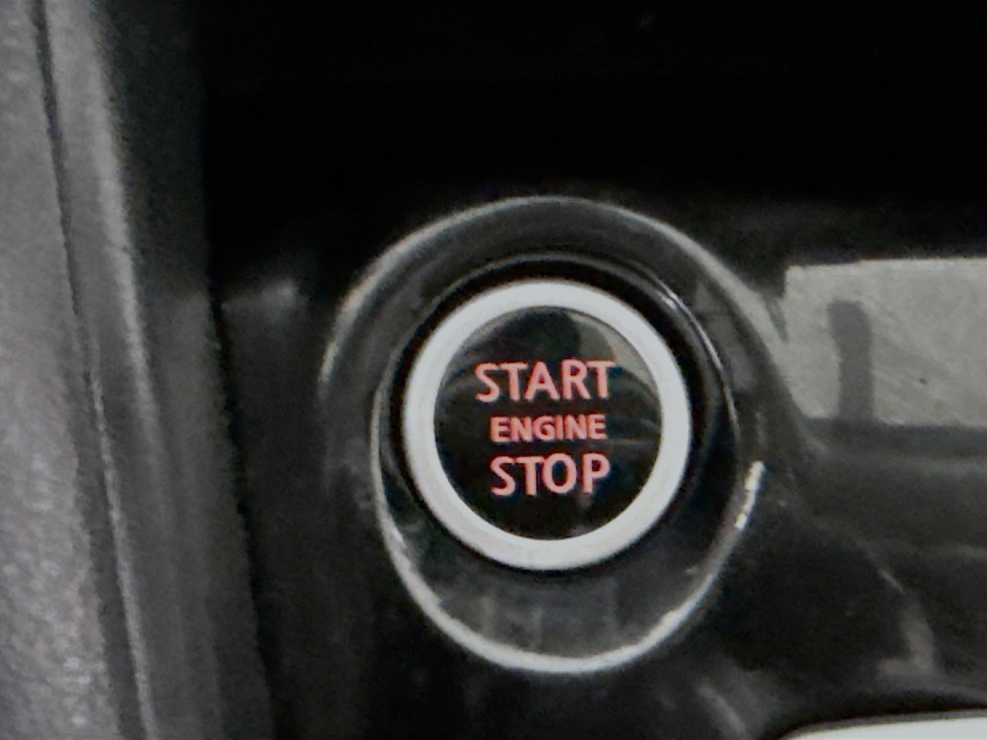 Used 2020 Nissan Versa SV FWD image 21