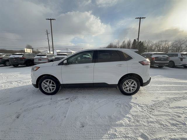 Certified 2023 Ford Edge SEL w/ Convenience Package image 2