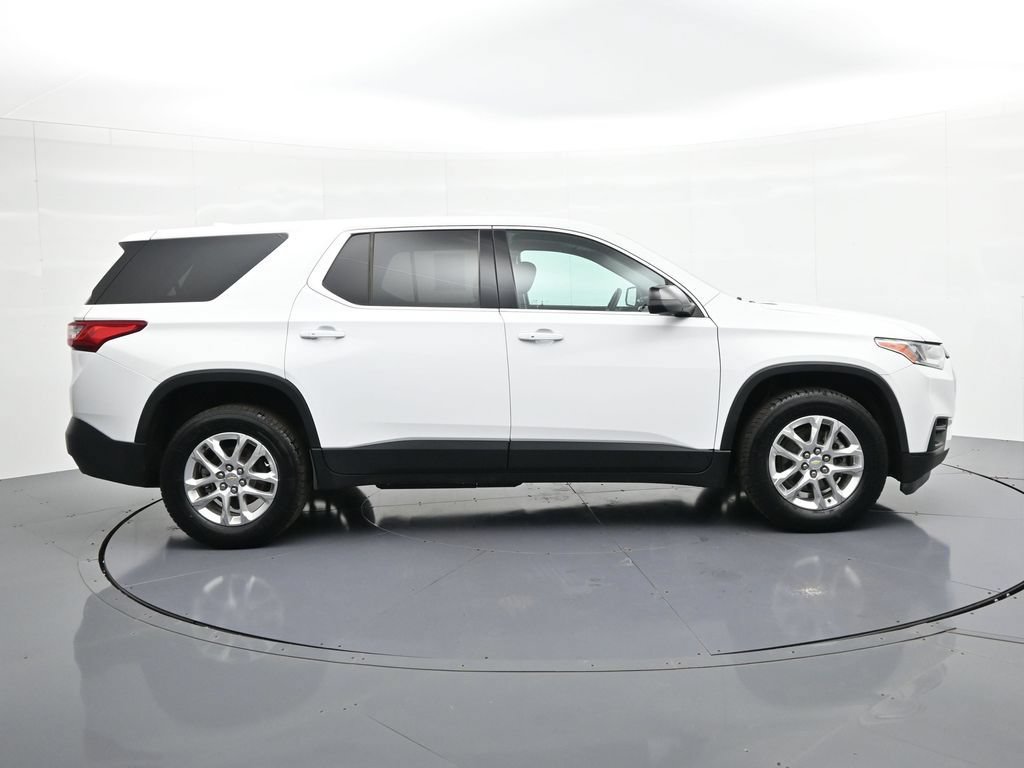 Used 2021 Chevrolet Traverse LS AWD/4WD image 5