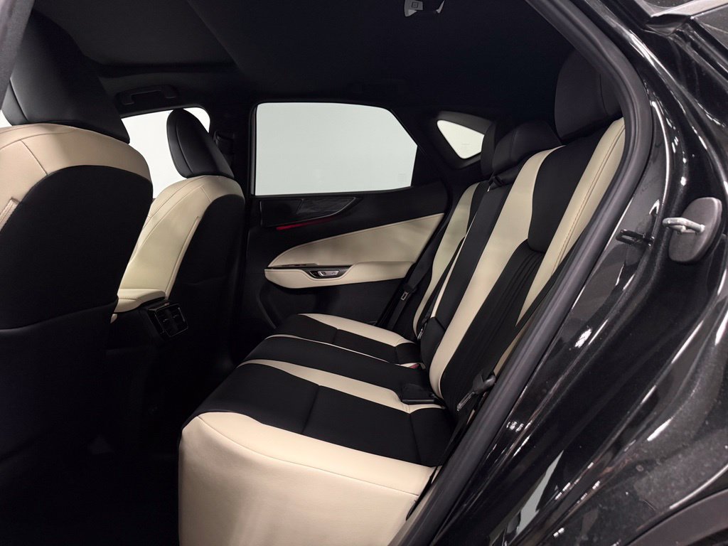 Used 2024 Lexus NX 350 AWD image 10