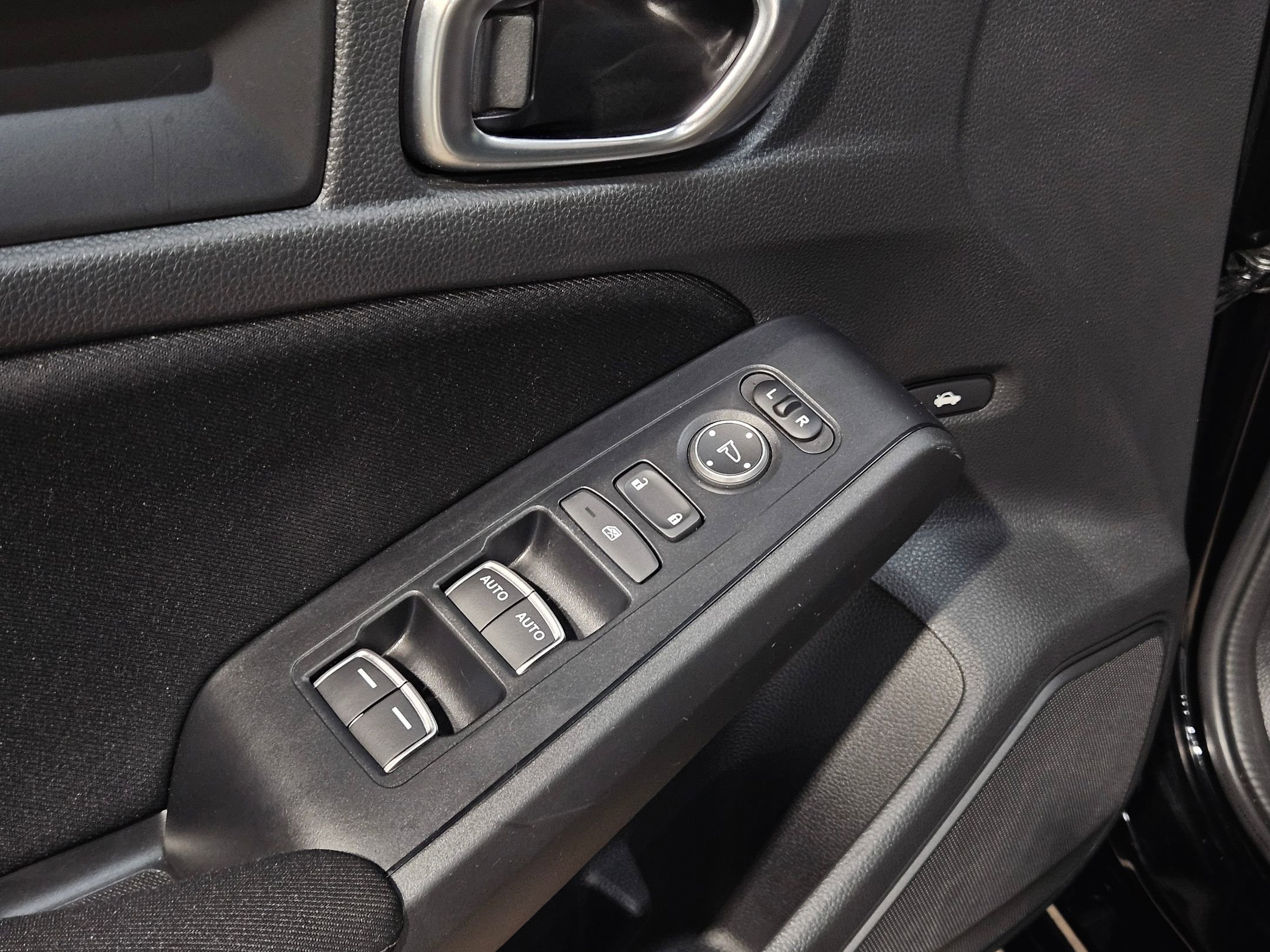 Used 2022 Honda Civic Sport image 21