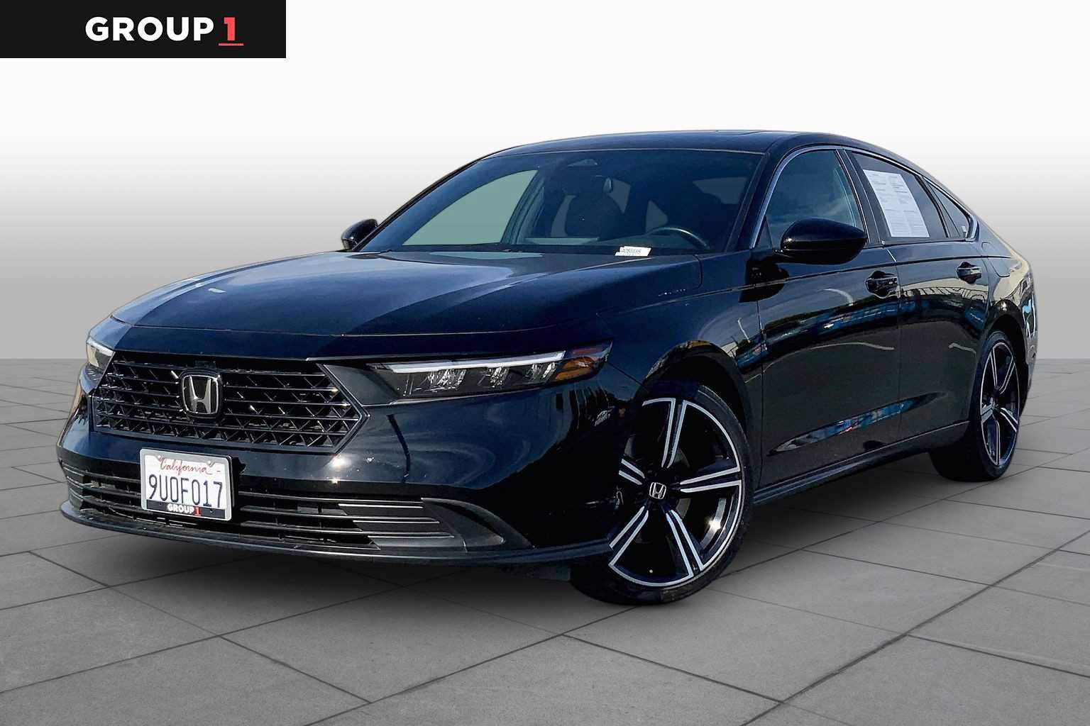 Used 2025 Honda Accord Sport image 1