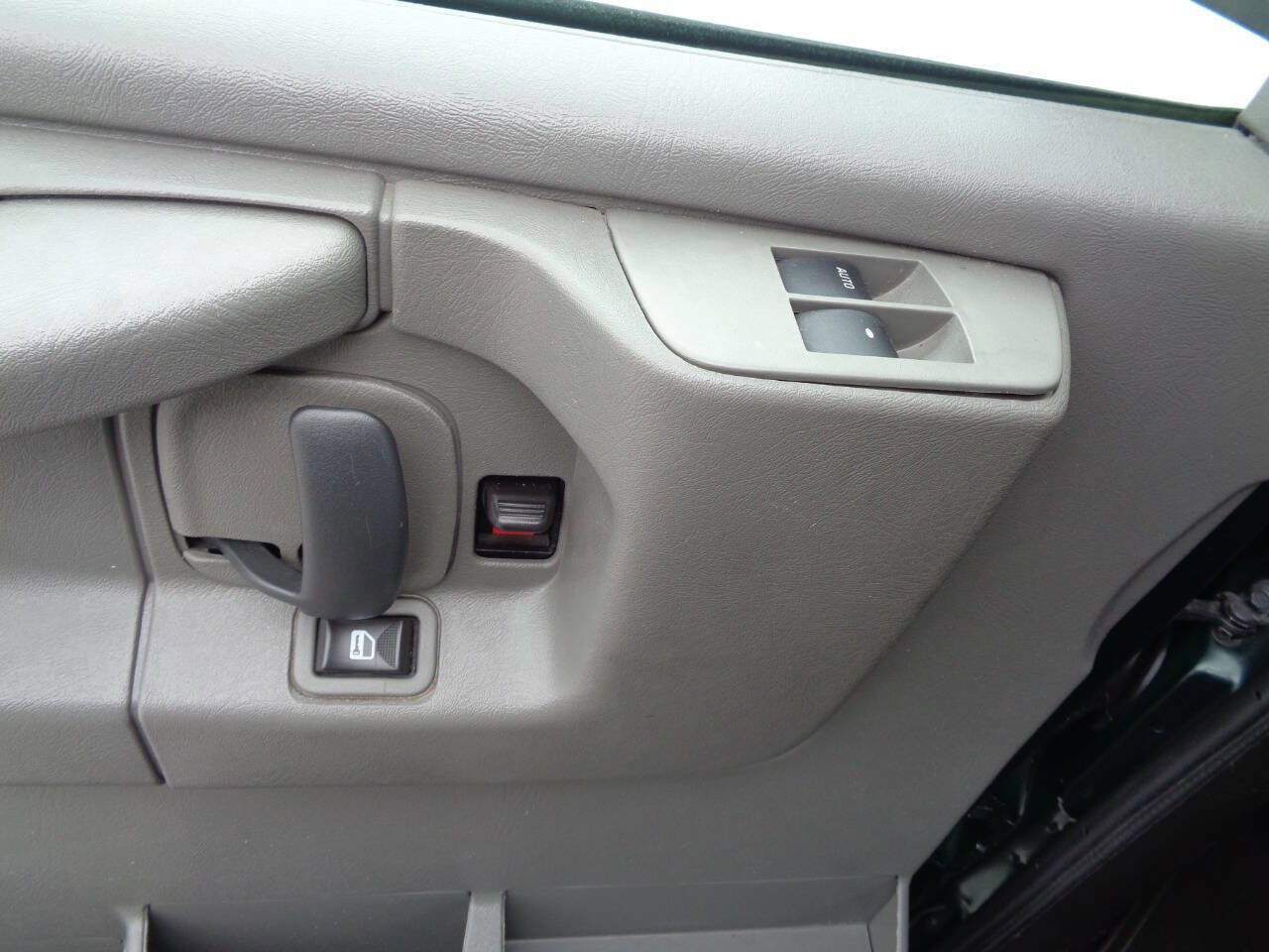 Used 2014 Chevrolet Express 3500 LT w/ LT Preferred Equipment Group image 19