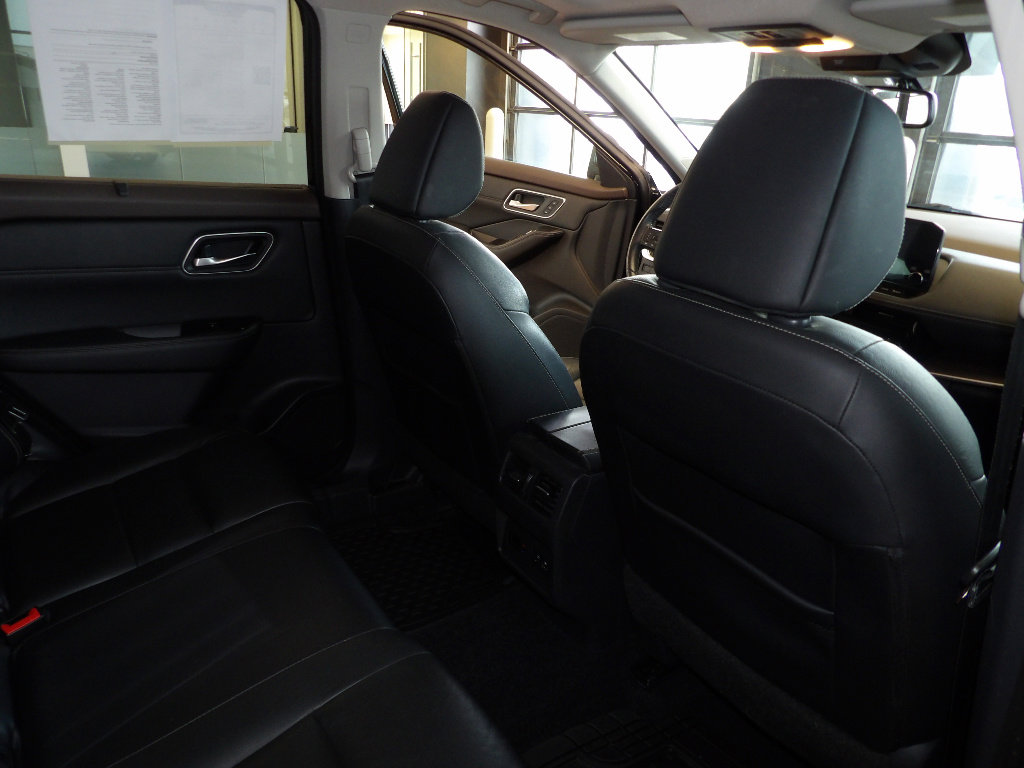 Used 2021 Nissan Rogue SL w/ Premium Package AWD/4WD image 17