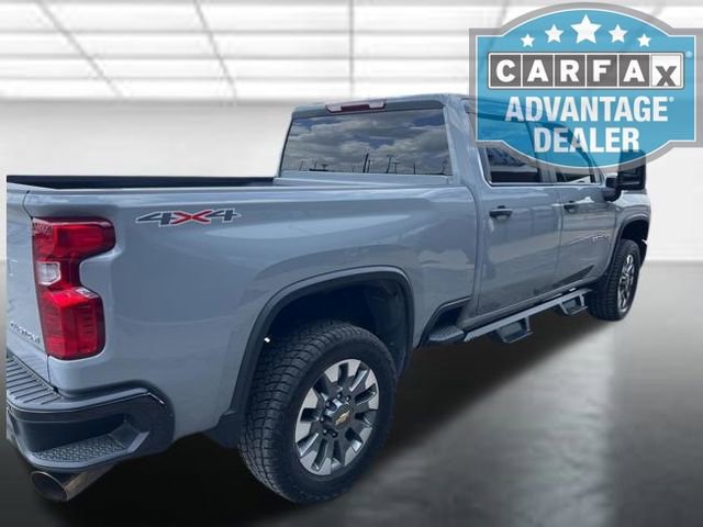 Used 2025 Chevrolet Silverado 2500 Custom AWD/4WD image 2