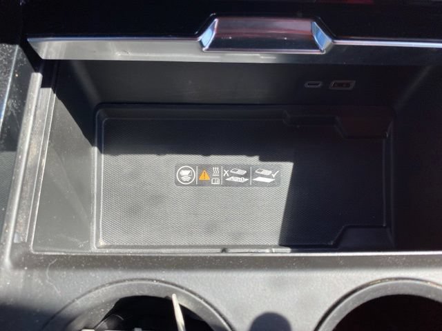 Used 2025 GMC Yukon Denali AWD/4WD image 26