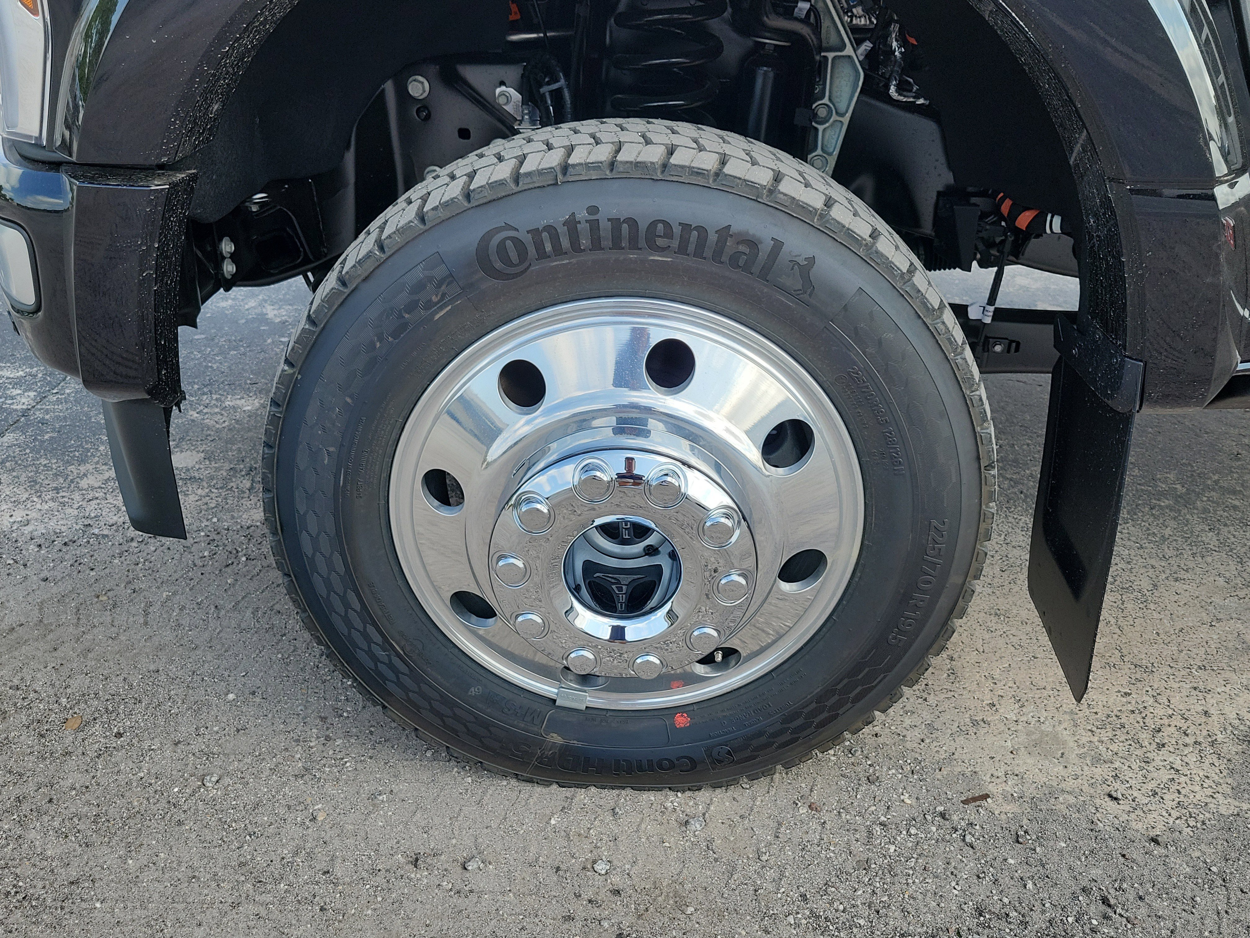 New 2026 Ford F450 Platinum w/ Platinum Plus Package AWD/4WD image 5