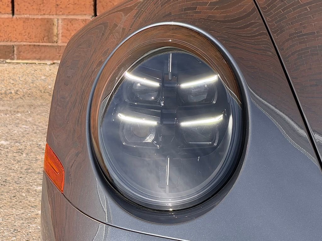 Certified 2026 Porsche 911 Targa 4 GTS w/ Premium Package image 12