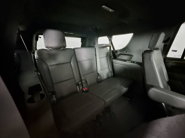 Used 2024 Chevrolet Suburban Z71 w/ Luxury Package image 30