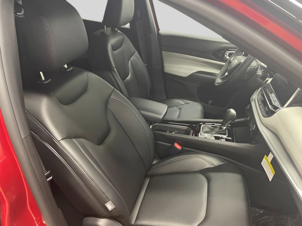 New 2026 Jeep Compass Limited w/ Sun, Sound & Navigation Group image 11