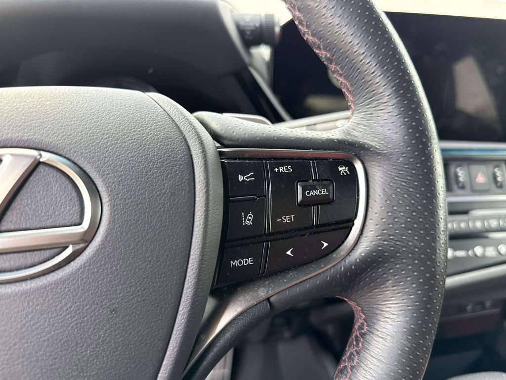 Used 2023 Lexus ES 350 F Sport w/ Accessory Package (Z2) image 15