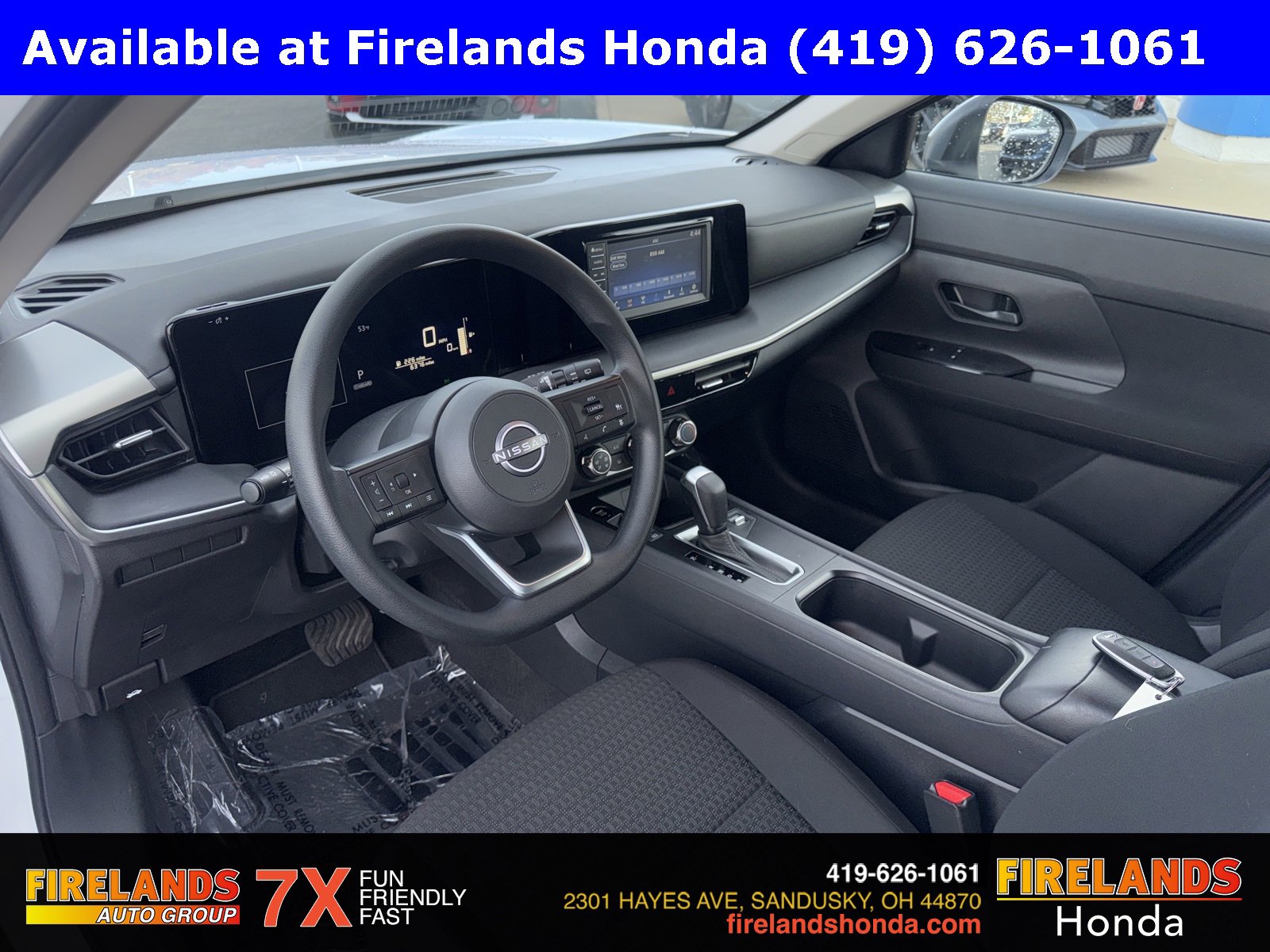 Used 2025 Nissan Kicks S image 13