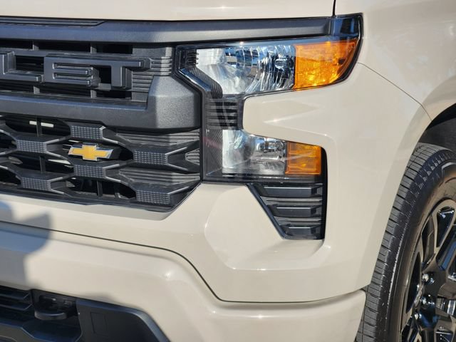 Used 2026 Chevrolet Silverado 1500 Custom RWD image 17