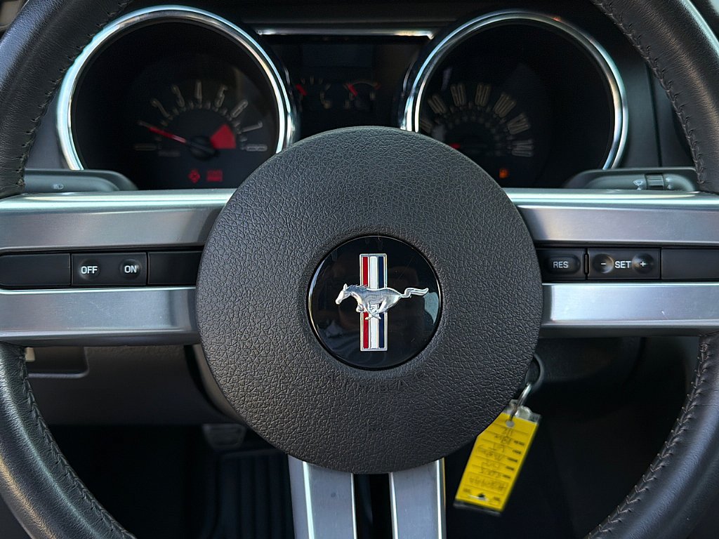 Used 2005 Ford Mustang GT RWD image 24