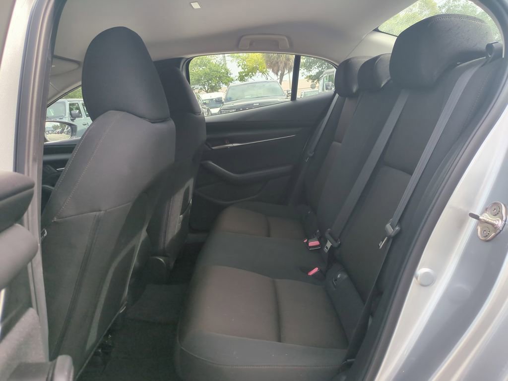 Used 2021 MAZDA MAZDA3 Sedan FWD image 14