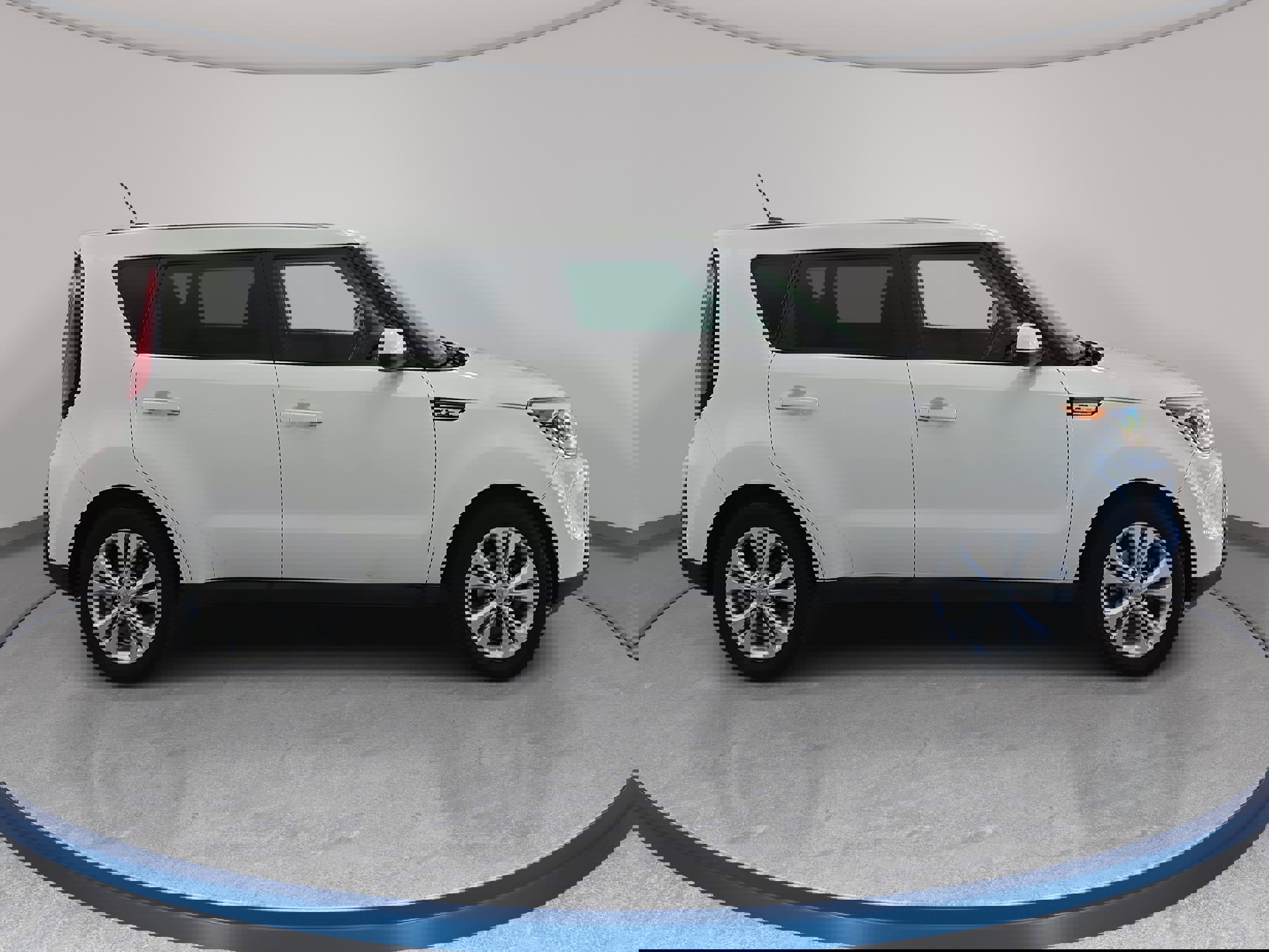 Used 2016 Kia Soul + w/ Audio Package image 4