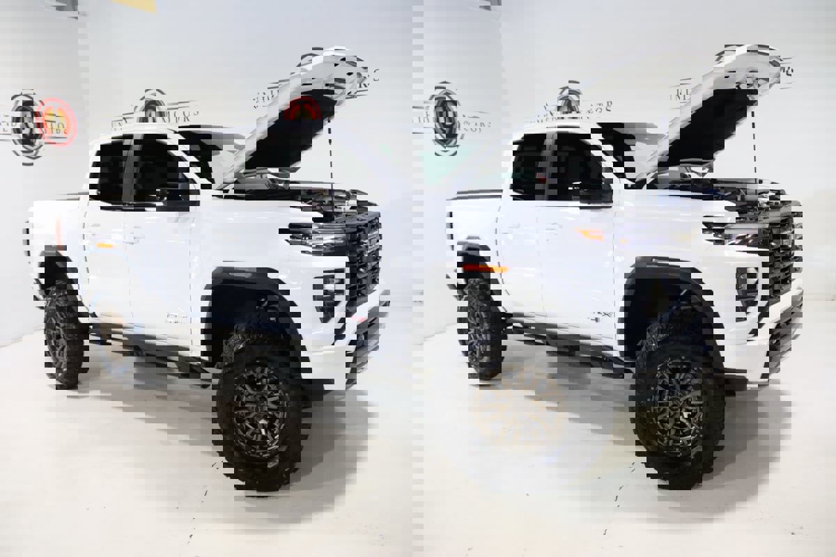 Used 2023 GMC Canyon AT4X image 31