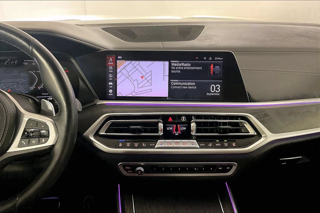 Used 2021 BMW X7 xDrive40i w/ M Sport Package AWD/4WD image 8