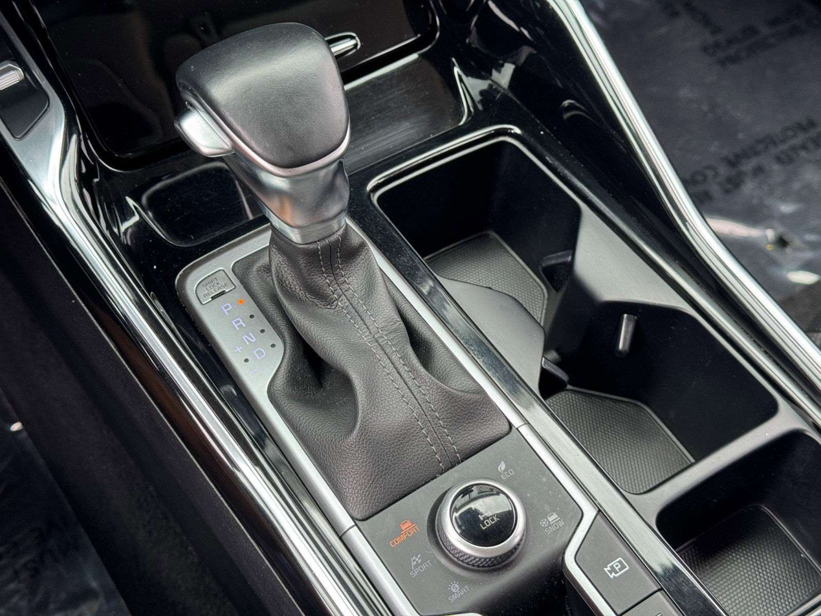 Used 2021 Kia Sorento SX image 29