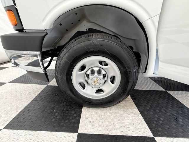 New 2026 Chevrolet Express 2500 w/ Driver Convenience Package RWD image 11