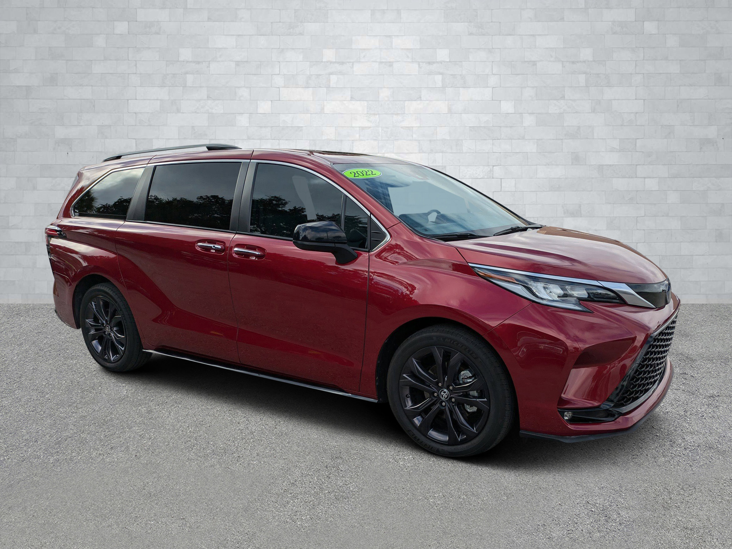 Used 2022 Toyota Sienna XSE