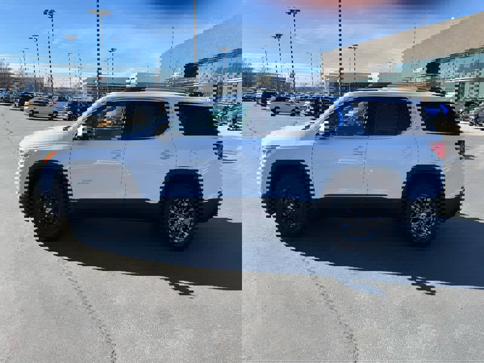 Used 2019 GMC Acadia SLT image 12