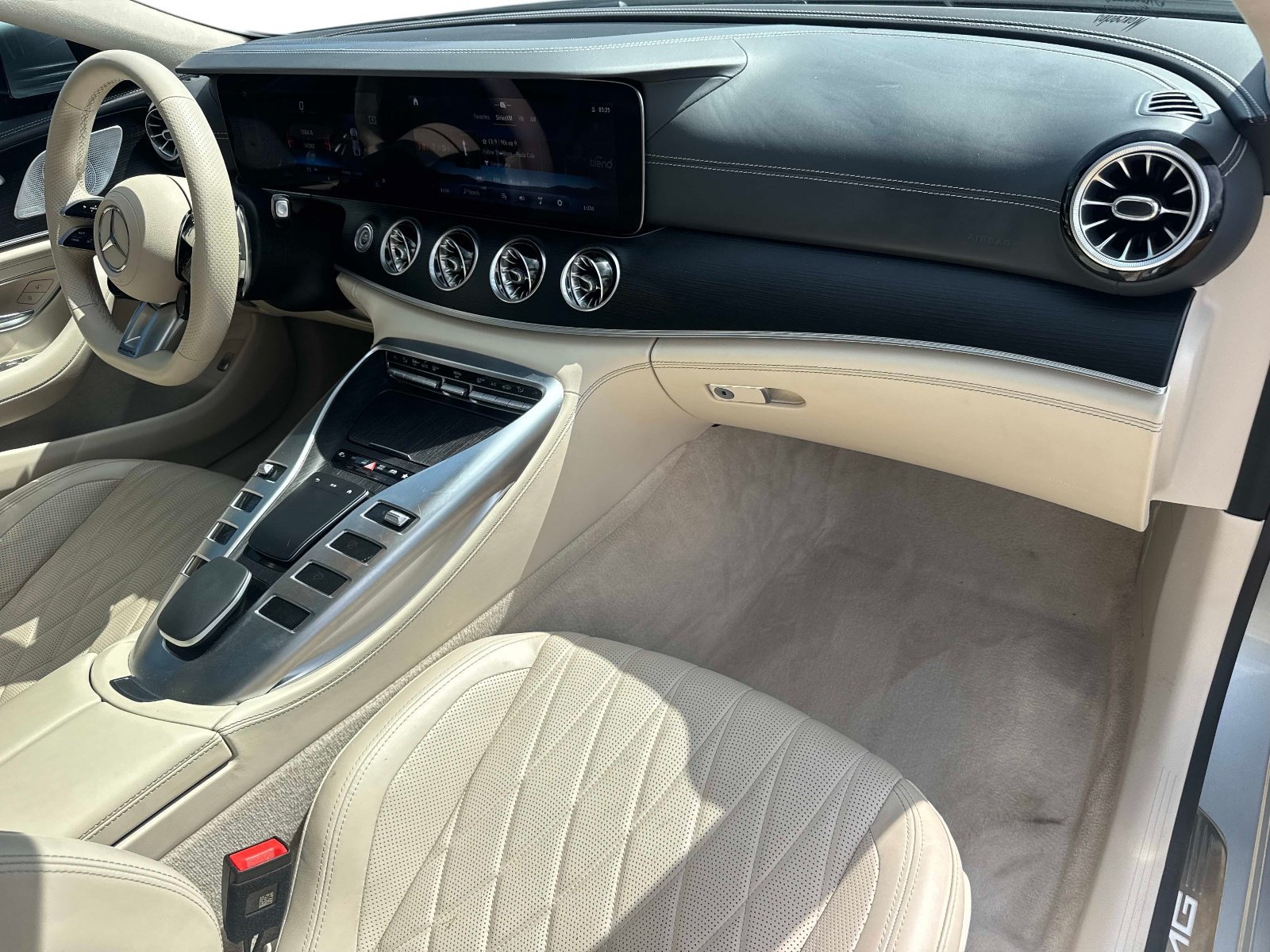 Used 2024 Mercedes-Benz AMG GT 43 image 13