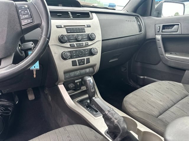 Used 2009 Ford Focus SE FWD image 13