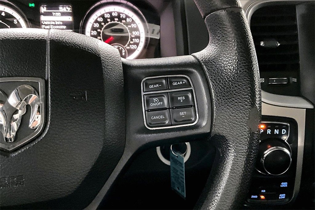 Used 2017 RAM 1500 Classic SLT image 12