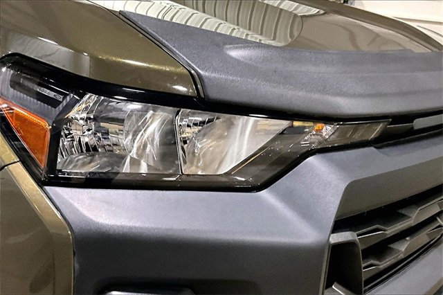 Certified 2023 Chevrolet Colorado W/T w/ Technology Package image 4