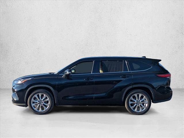 Used 2022 Toyota Highlander Limited FWD image 7
