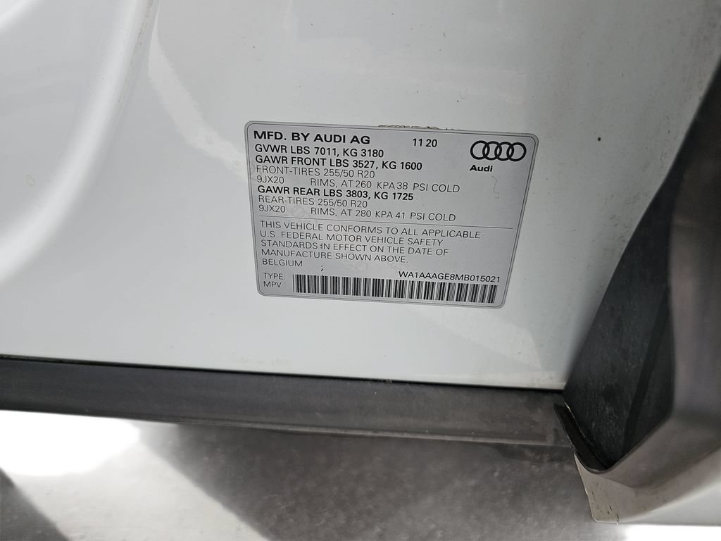Used 2021 Audi e-tron Premium w/ Convenience Plus Package AWD/4WD image 33