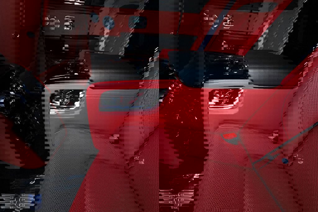 Used 2019 Rolls-Royce Cullinan image 19