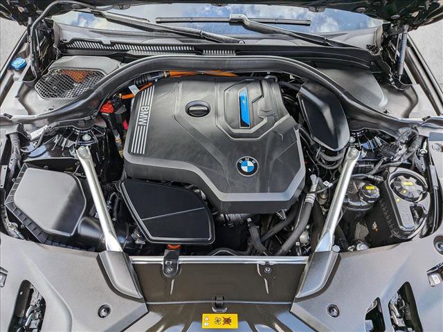 Used 2023 BMW 530e w/ M Sport Package RWD image 25