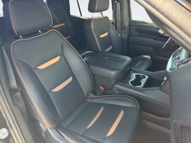 Used 2023 GMC Yukon AT4 w/ AT4 Premium Plus Package AWD/4WD image 24